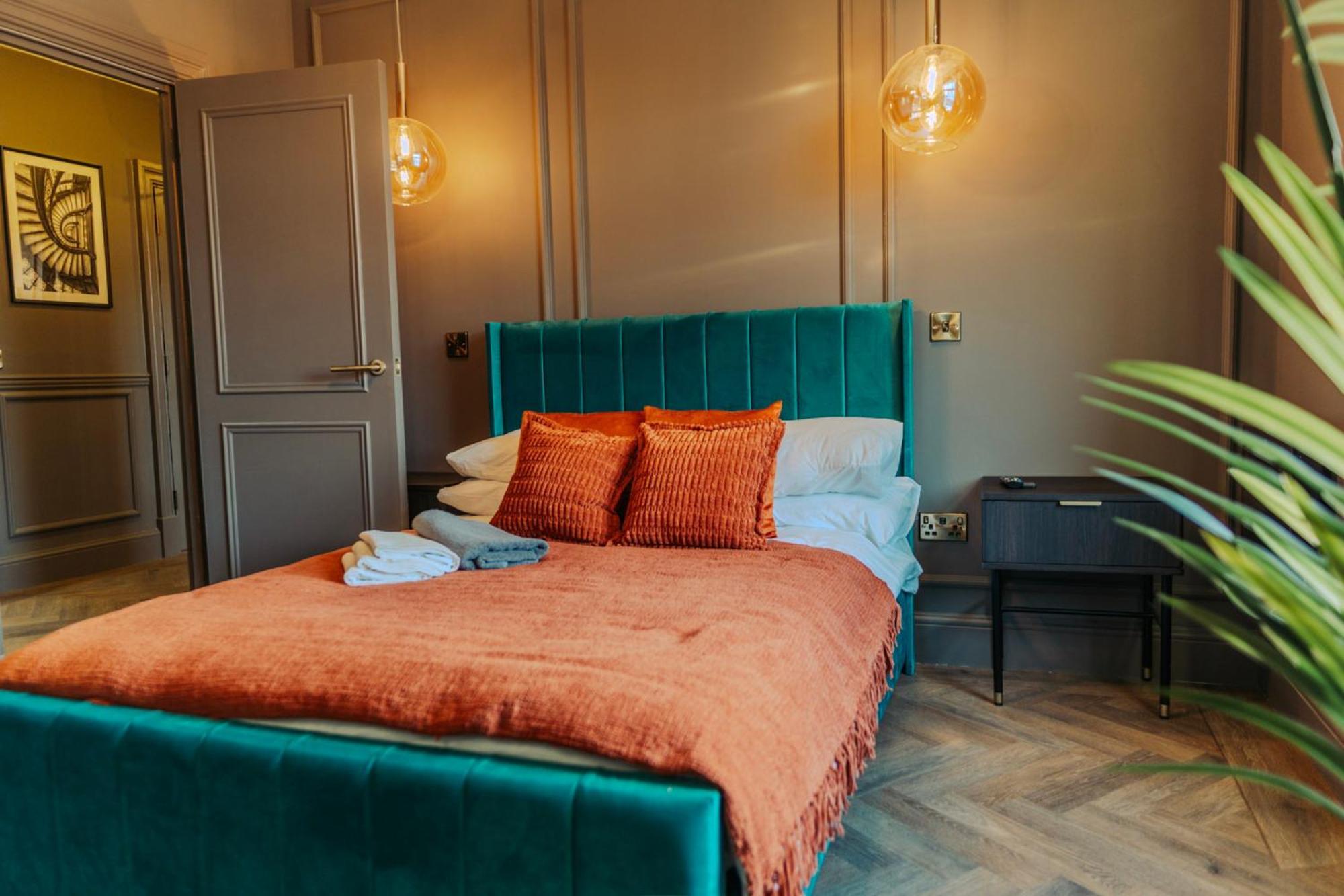 Magistrates Penthouse Suite - Town Centre Apartments With Spa Морпет Екстериор снимка