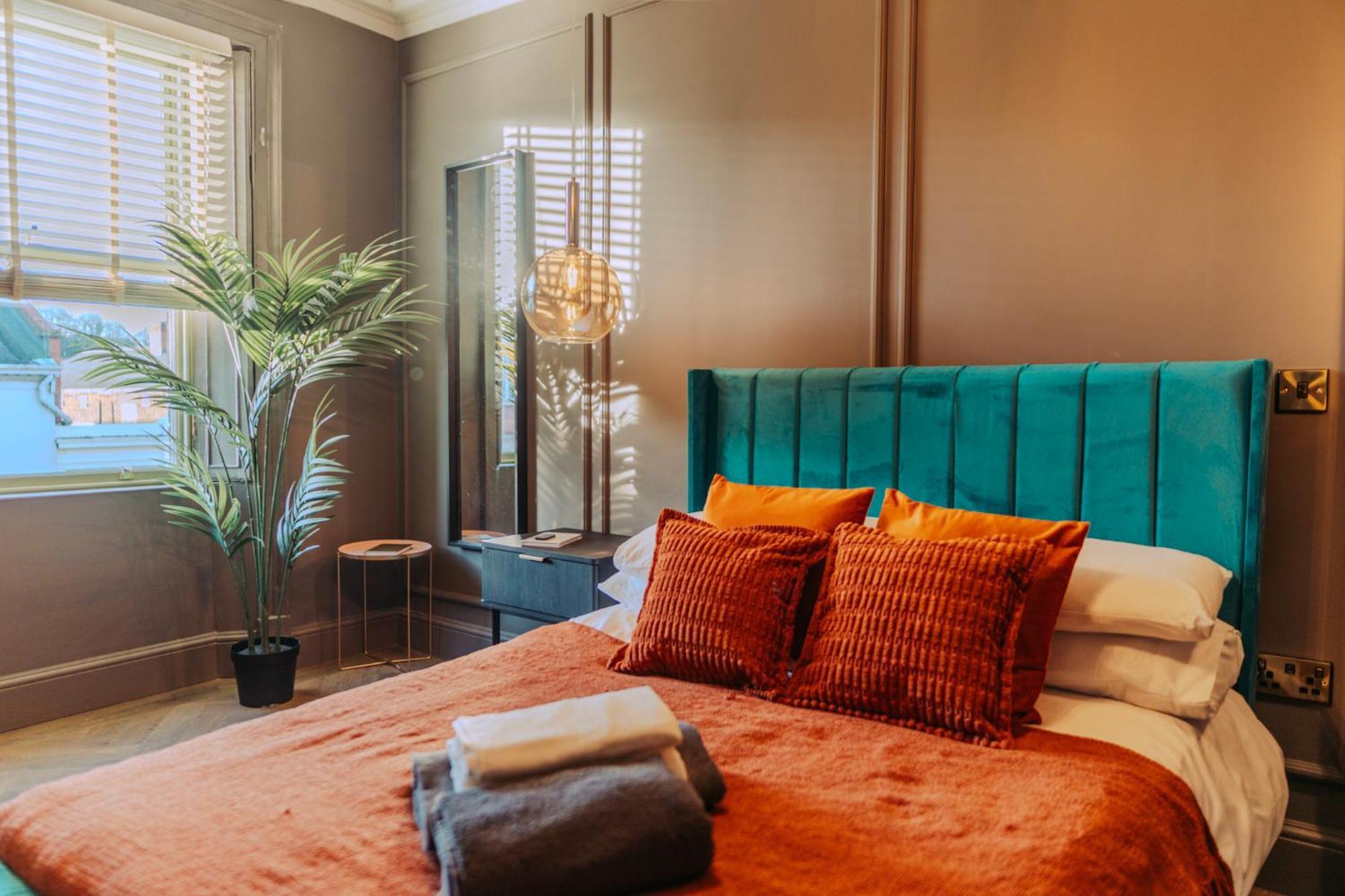 Magistrates Penthouse Suite - Town Centre Apartments With Spa Морпет Екстериор снимка
