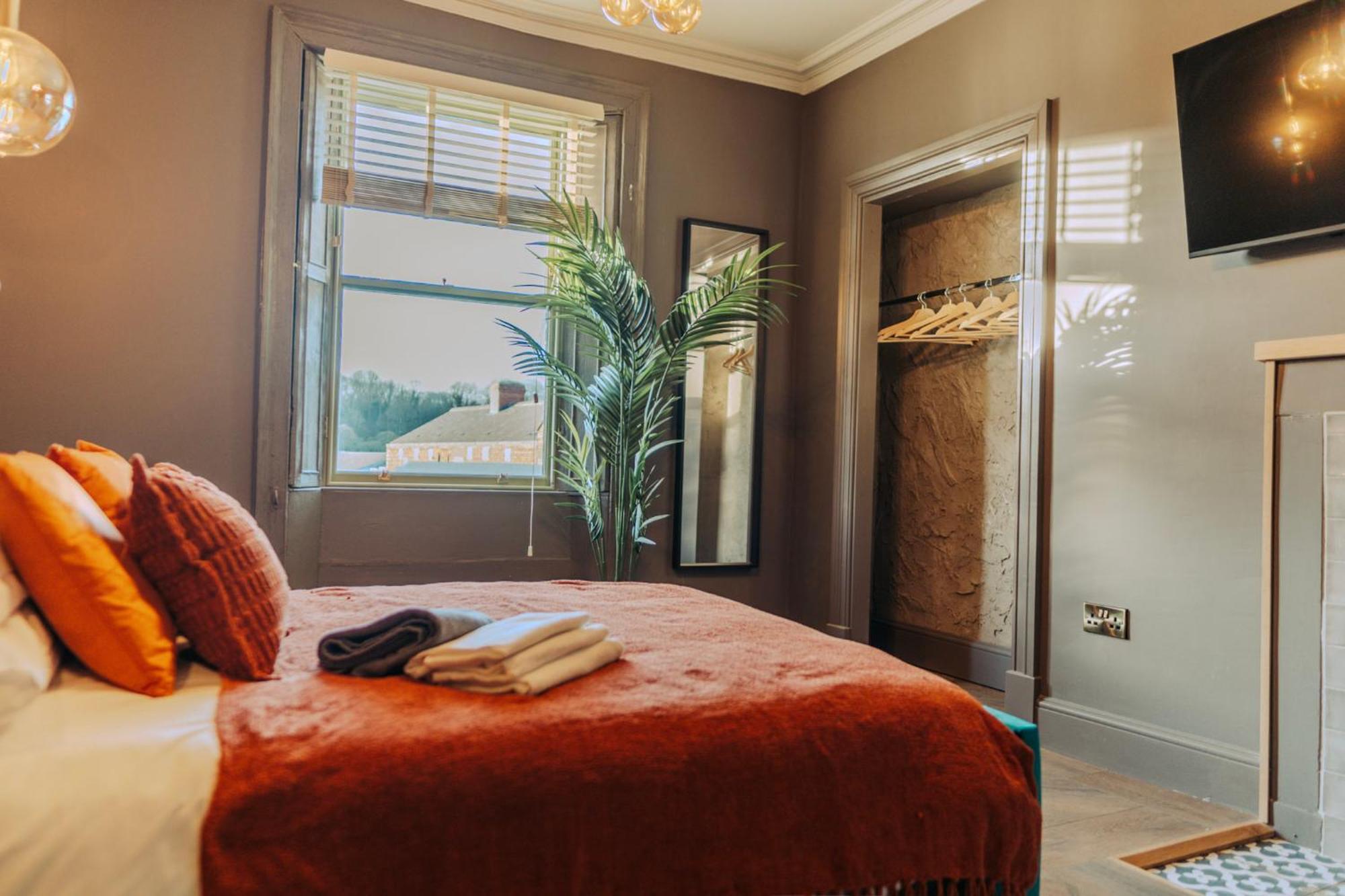Magistrates Penthouse Suite - Town Centre Apartments With Spa Морпет Екстериор снимка
