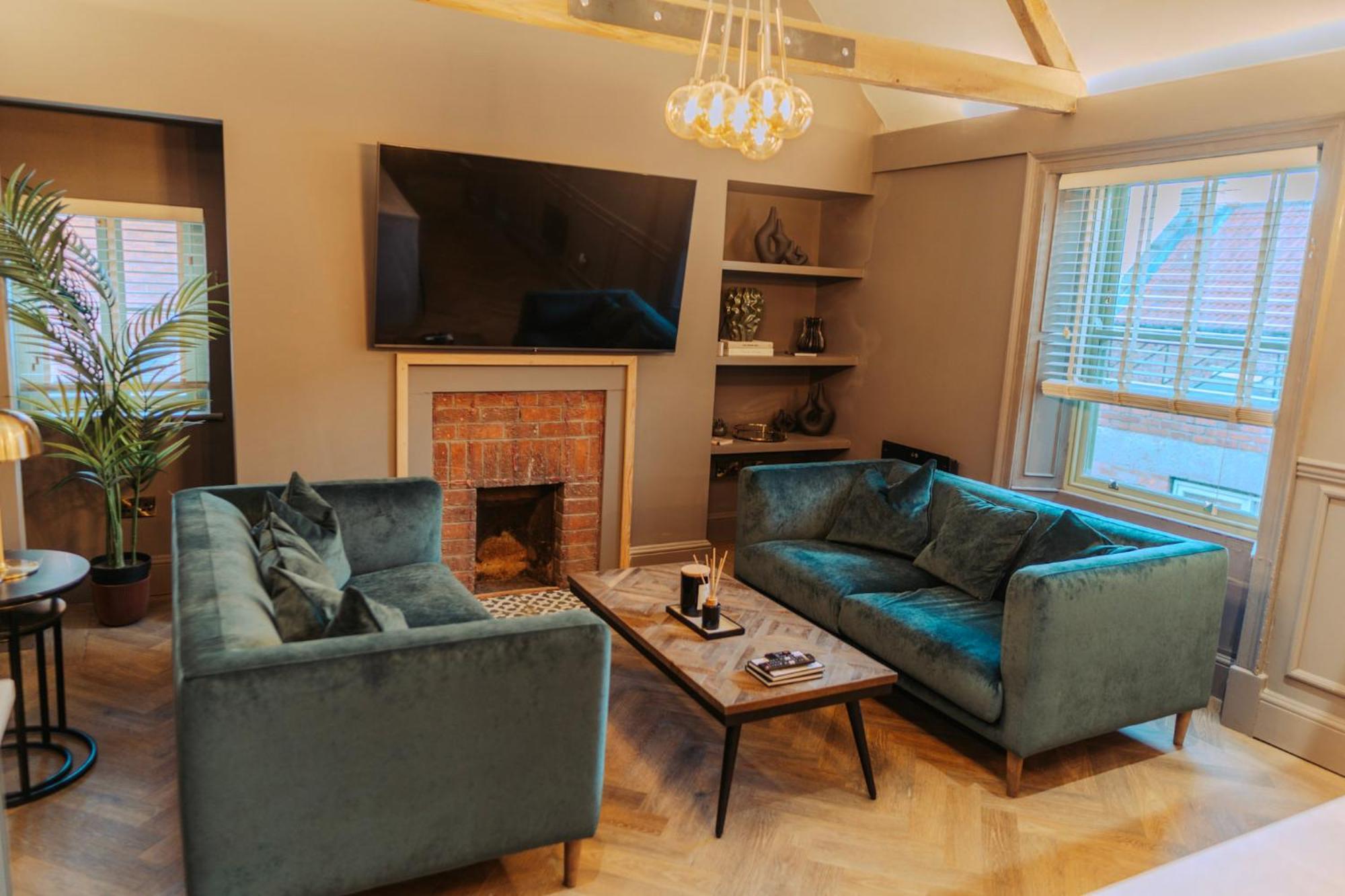 Magistrates Penthouse Suite - Town Centre Apartments With Spa Морпет Екстериор снимка